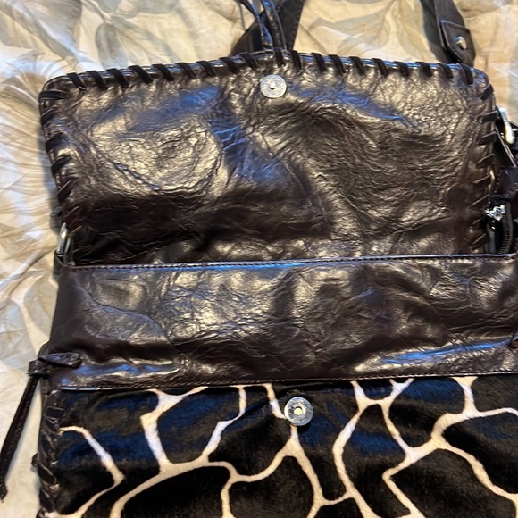 Leather Treska boho purse with cowhide front excellent condition! Snap and - Picture 10 of 13